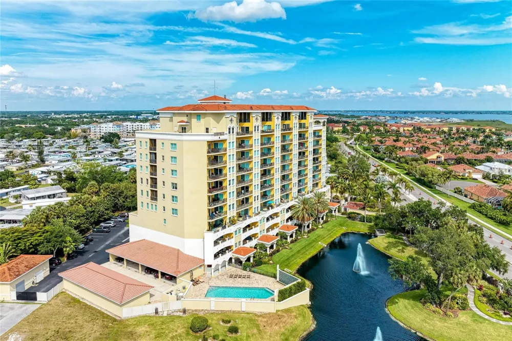 501 HABEN BOULEVARD #903 Palmetto, FL 34221