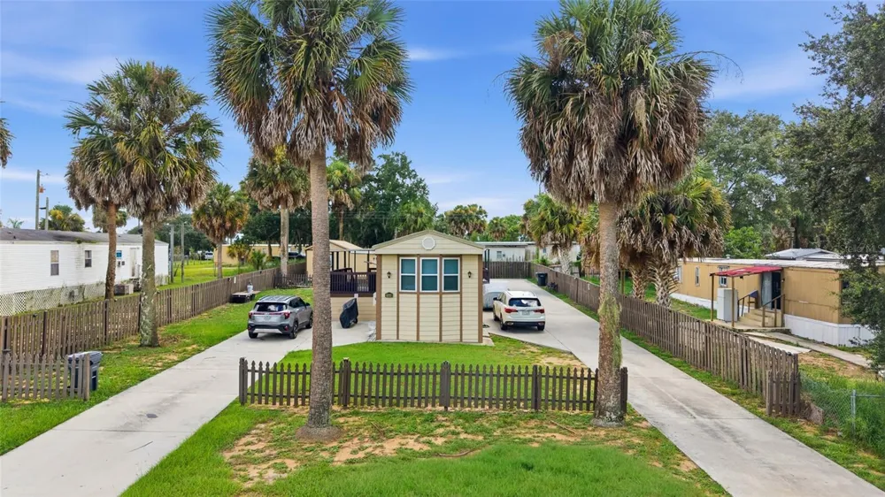 1549 ADAIR ROAD Davenport, FL 33837