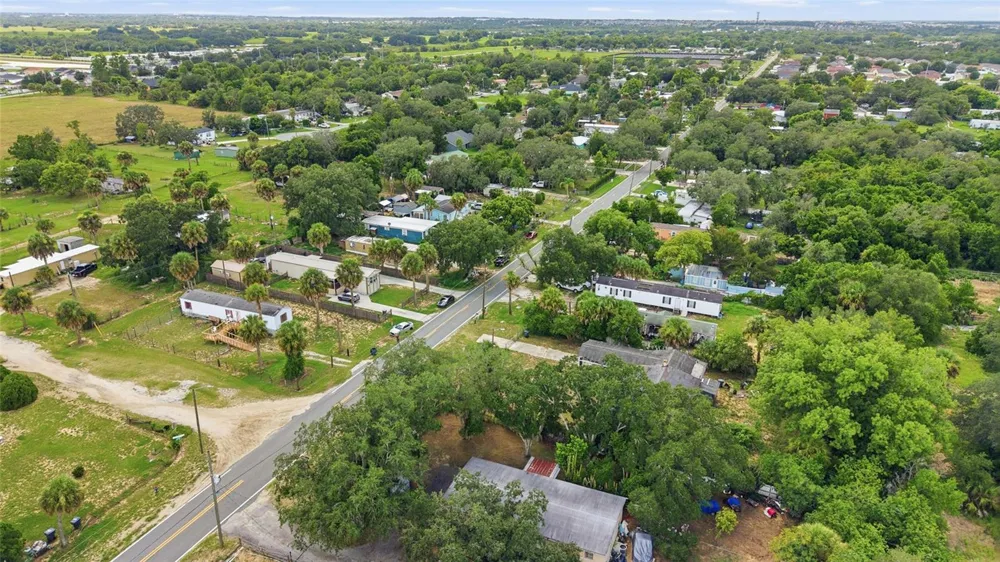 1549 ADAIR ROAD Davenport, FL 33837