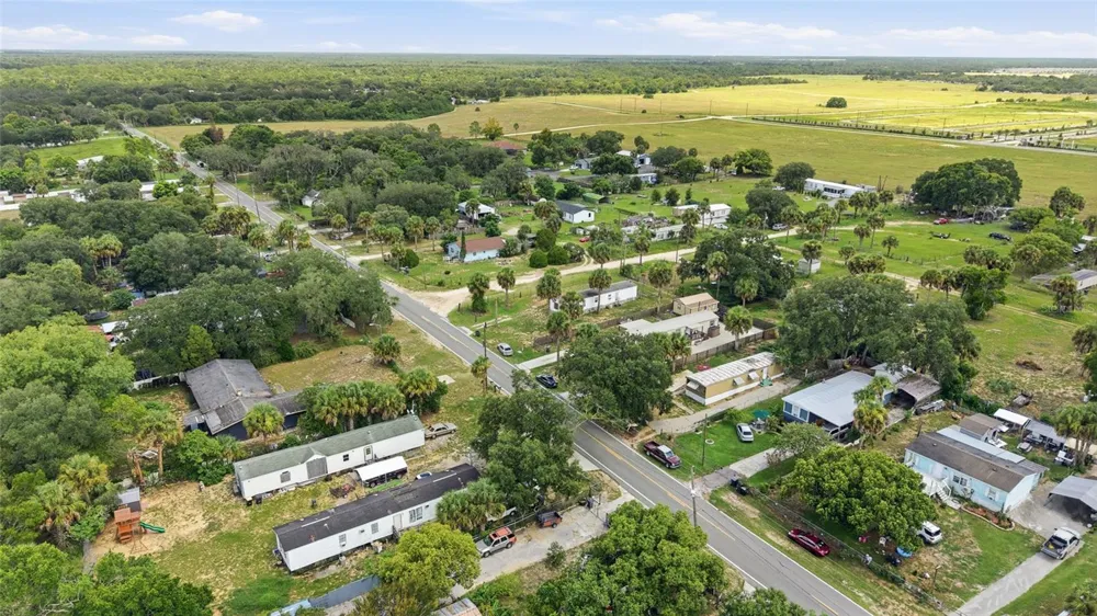 1549 ADAIR ROAD Davenport, FL 33837