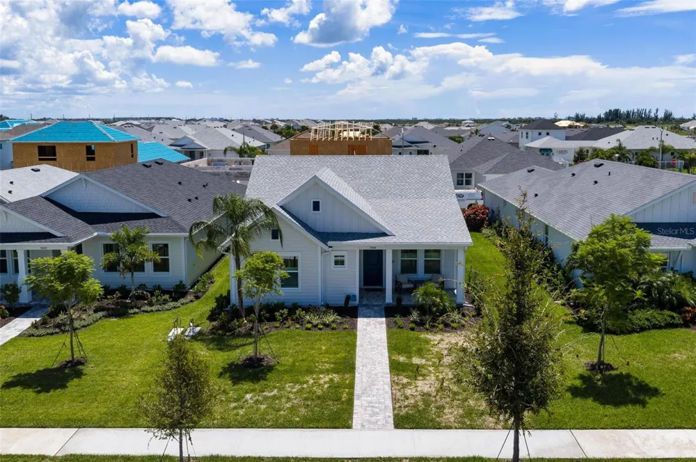 7646 SEAFLOWER PARKWAY Bradenton, FL 34210