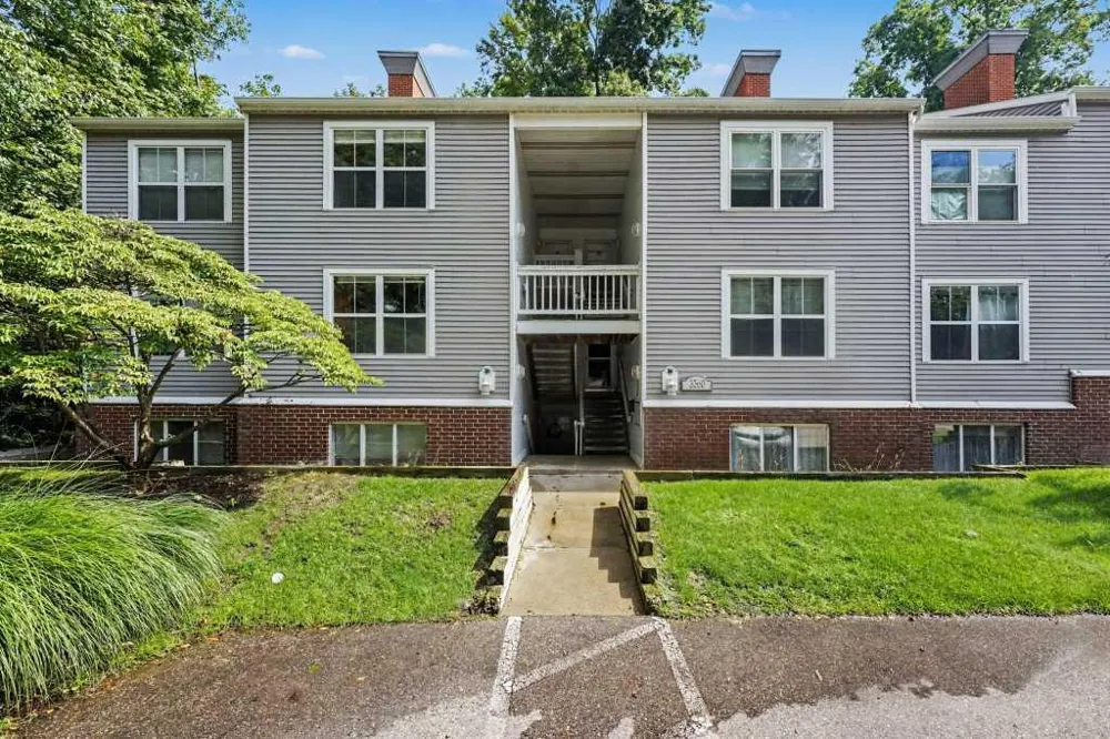 3360 Pine Meadow Drive SE Kentwood City, MI 49512