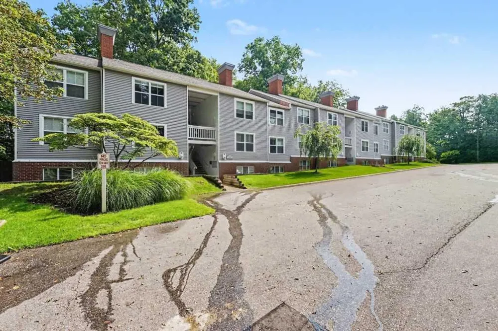 3360 Pine Meadow Drive SE Kentwood City, MI 49512