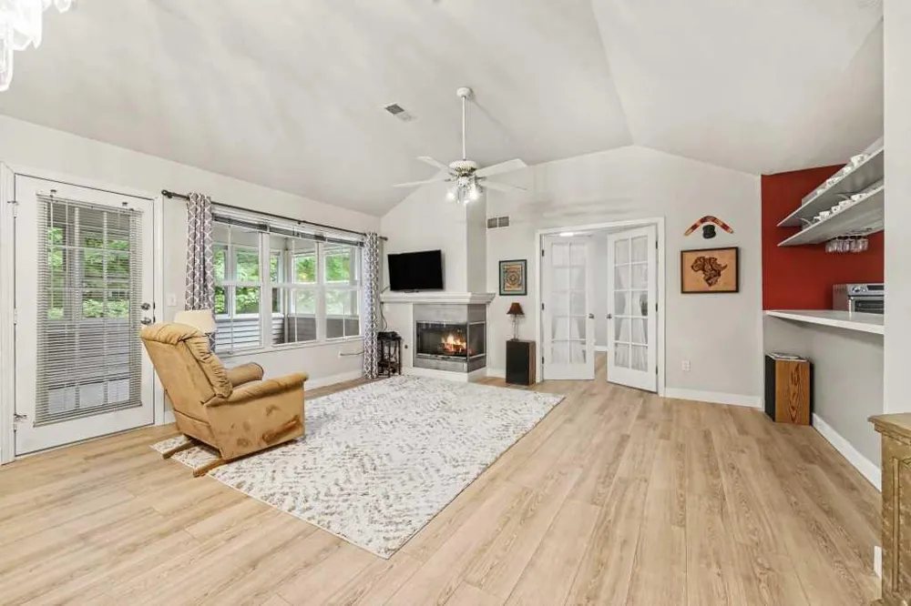 3360 Pine Meadow Drive SE Kentwood City, MI 49512