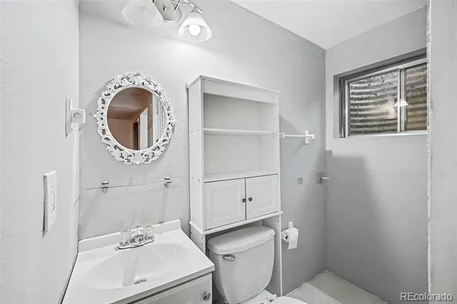 10863 W Dartmouth Avenue Lakewood, CO 80227