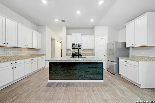 5507 Pearl Valley San Antonio, TX 78242