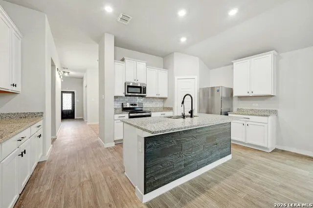 5507 Pearl Valley San Antonio, TX 78242