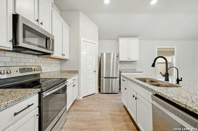5507 Pearl Valley San Antonio, TX 78242