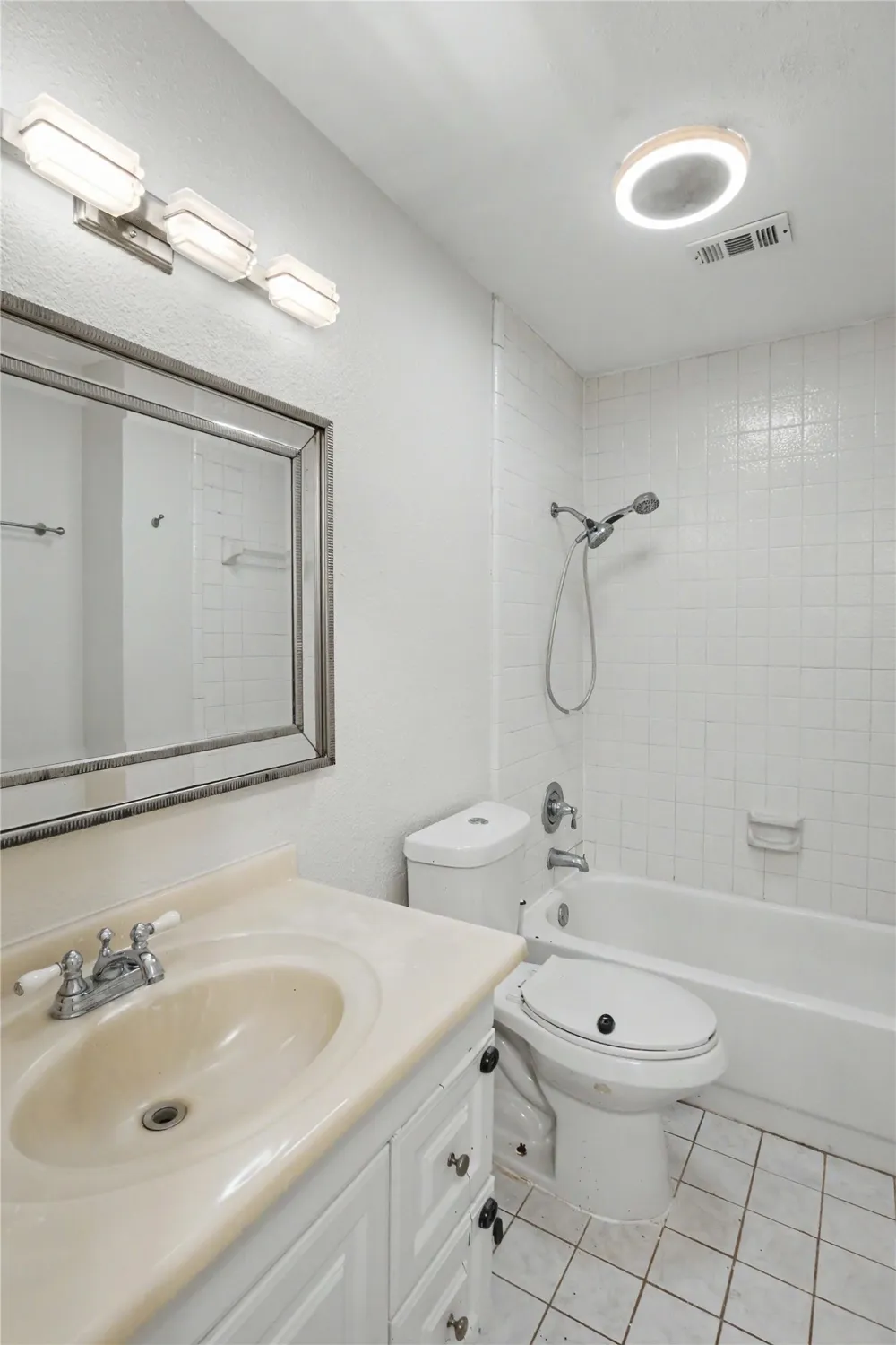 708 Whitewing Drive Mesquite, TX 75150