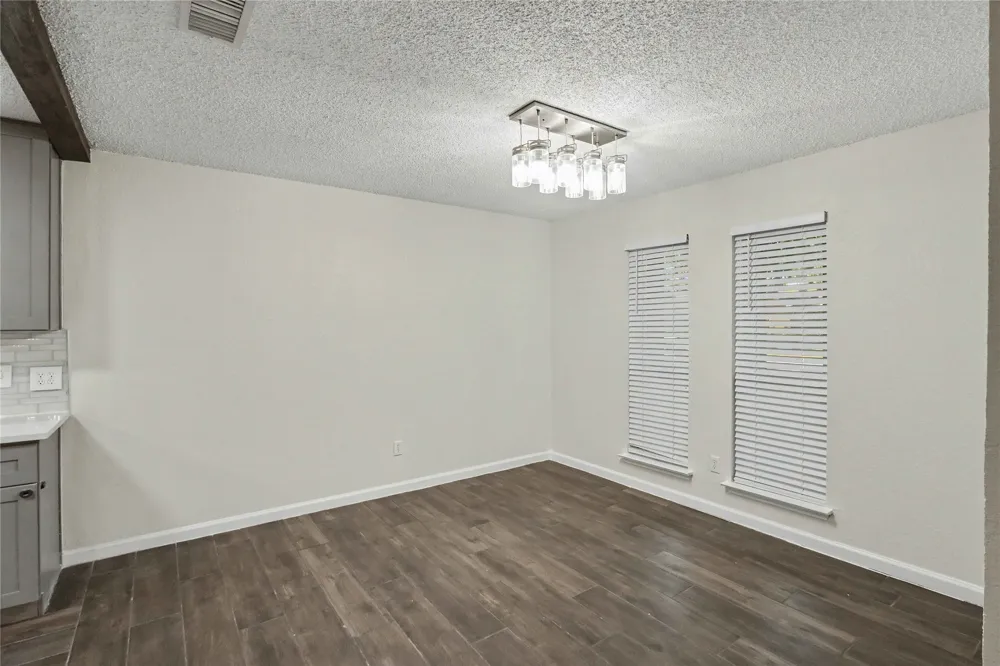 708 Whitewing Drive Mesquite, TX 75150