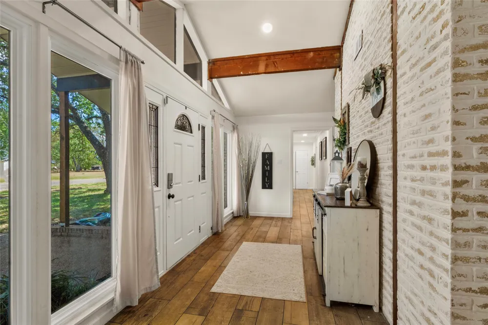 221 Laurel Lane Fairfield, TX 75840