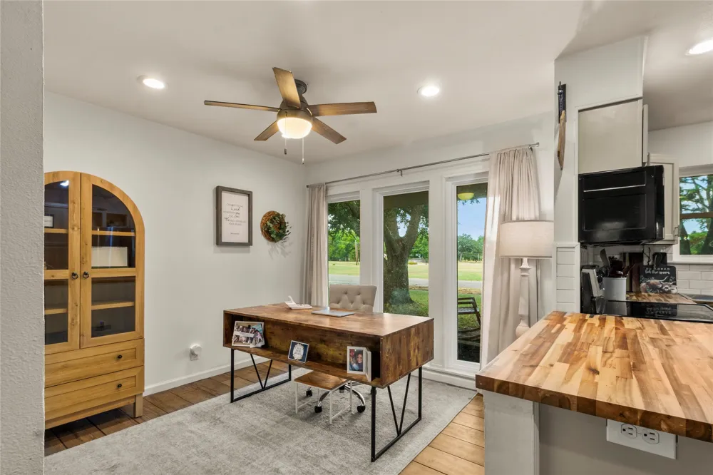 221 Laurel Lane Fairfield, TX 75840