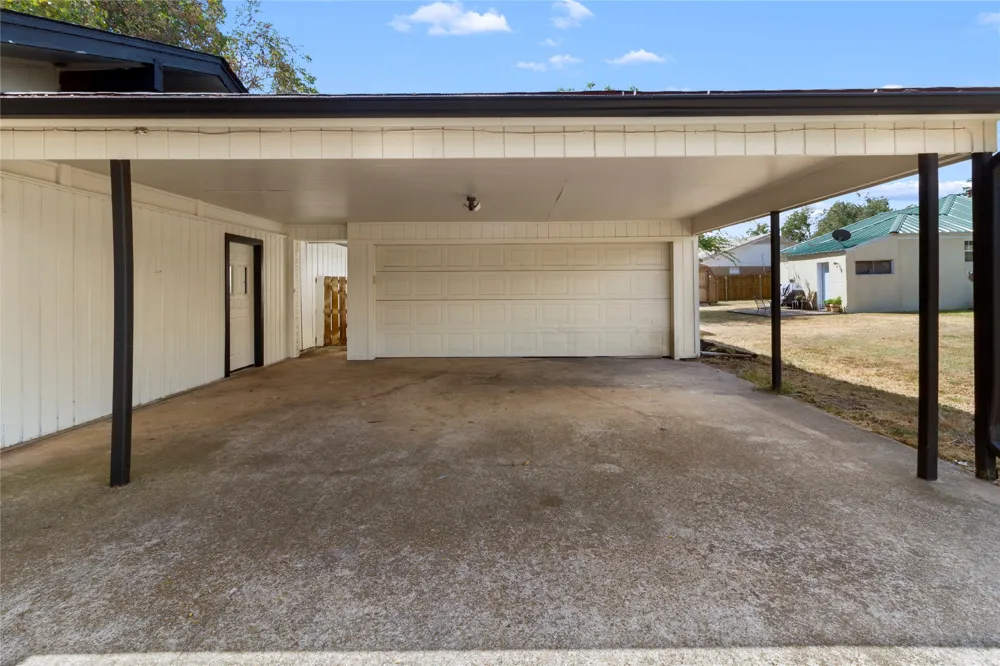 221 Laurel Lane Fairfield, TX 75840