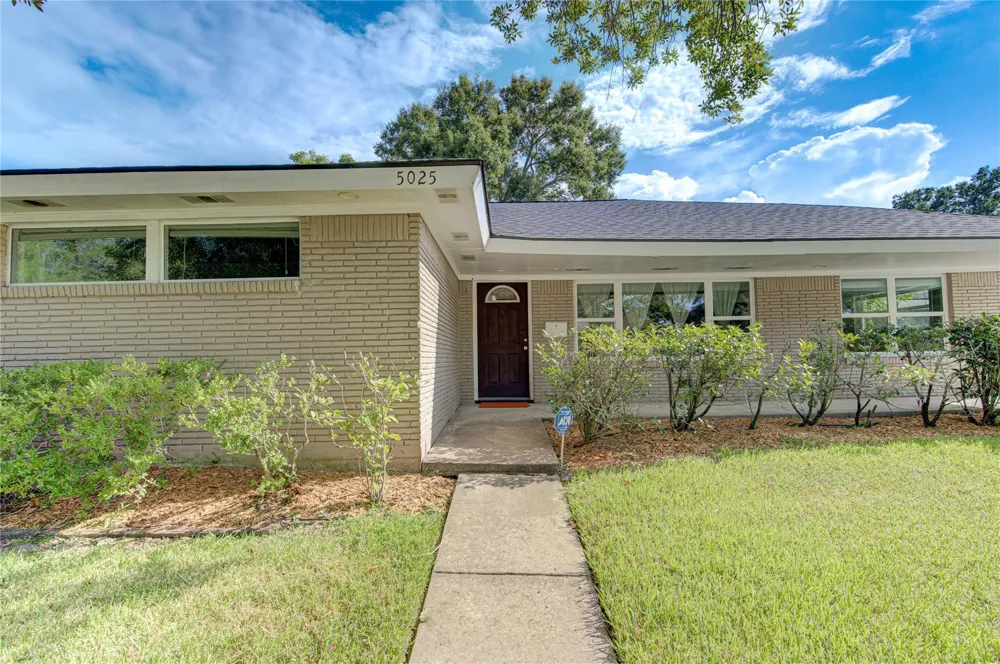 5025 Hazelton Street Houston, TX 77035