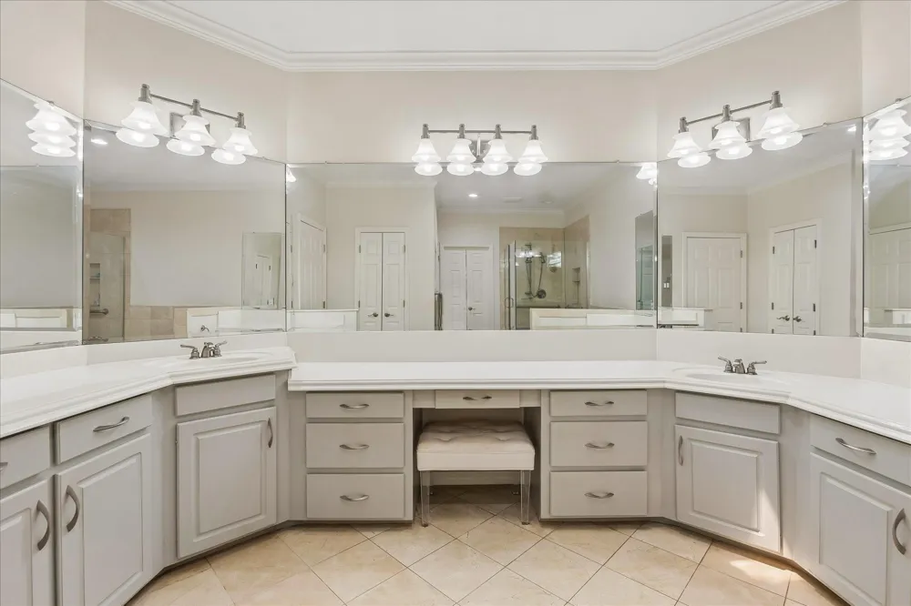 5774 Doliver Drive Houston, TX 77057