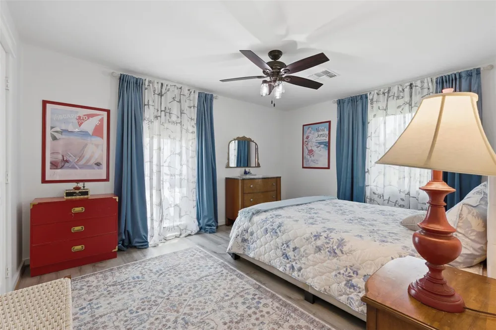 5111 Brookside Road Brookside, TX 77581