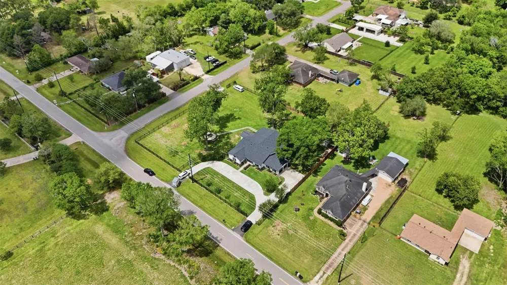 5111 Brookside Road Brookside, TX 77581