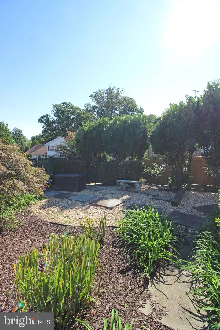 1507 KERSEY LANE Potomac, MD 20854