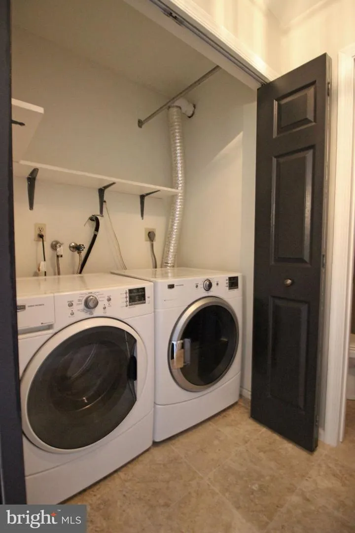 1507 KERSEY LANE Potomac, MD 20854