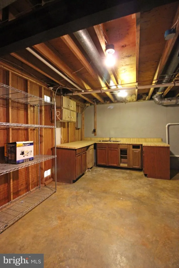 1507 KERSEY LANE Potomac, MD 20854