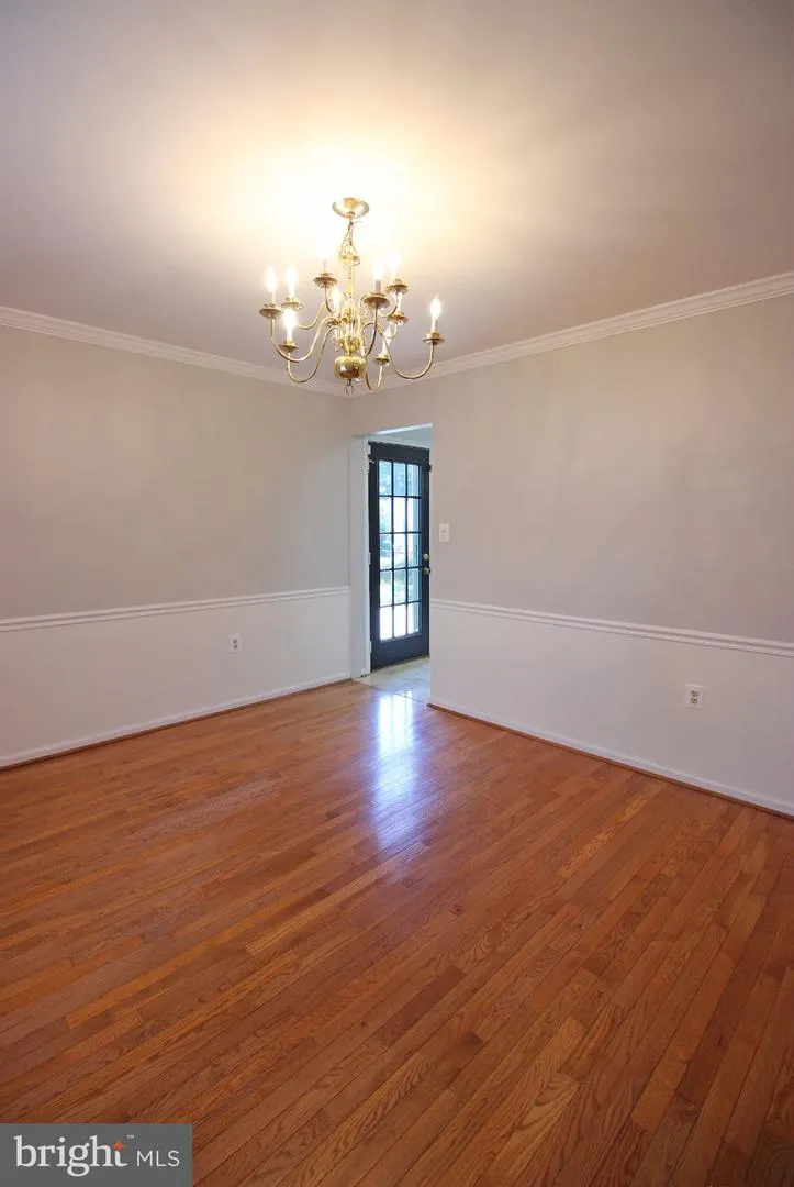 1507 KERSEY LANE Potomac, MD 20854