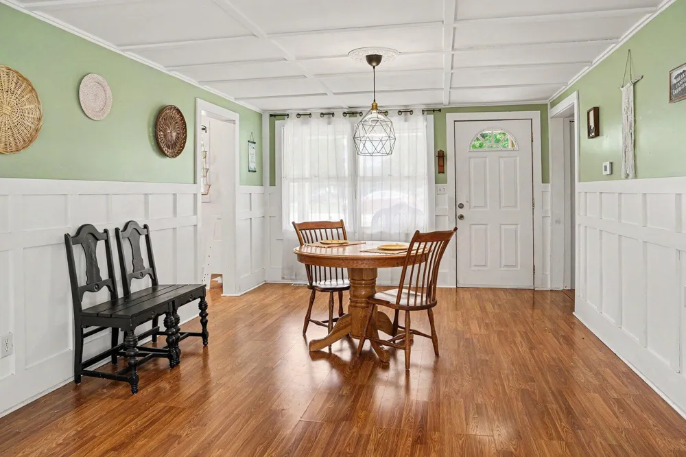 134 S Robinson Street Schoolcraft, MI 49087