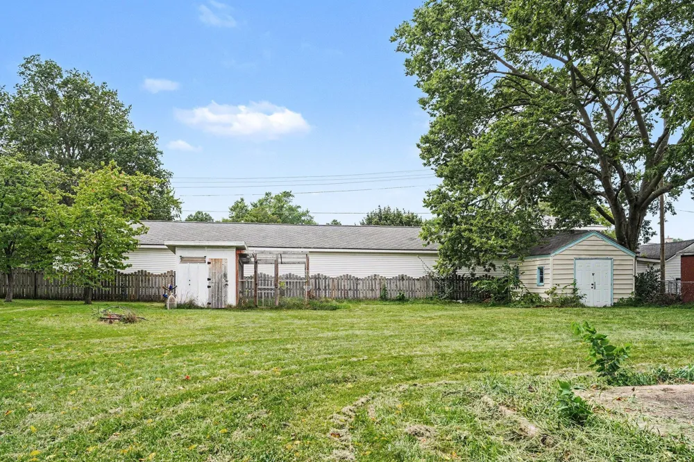 134 S Robinson Street Schoolcraft, MI 49087