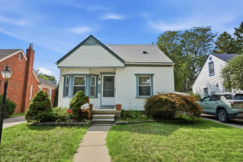 2950 Mckinley Street Dearborn, MI 48124