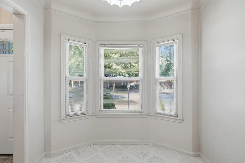 2950 Mckinley Street Dearborn, MI 48124
