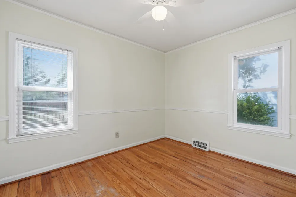 2950 Mckinley Street Dearborn, MI 48124