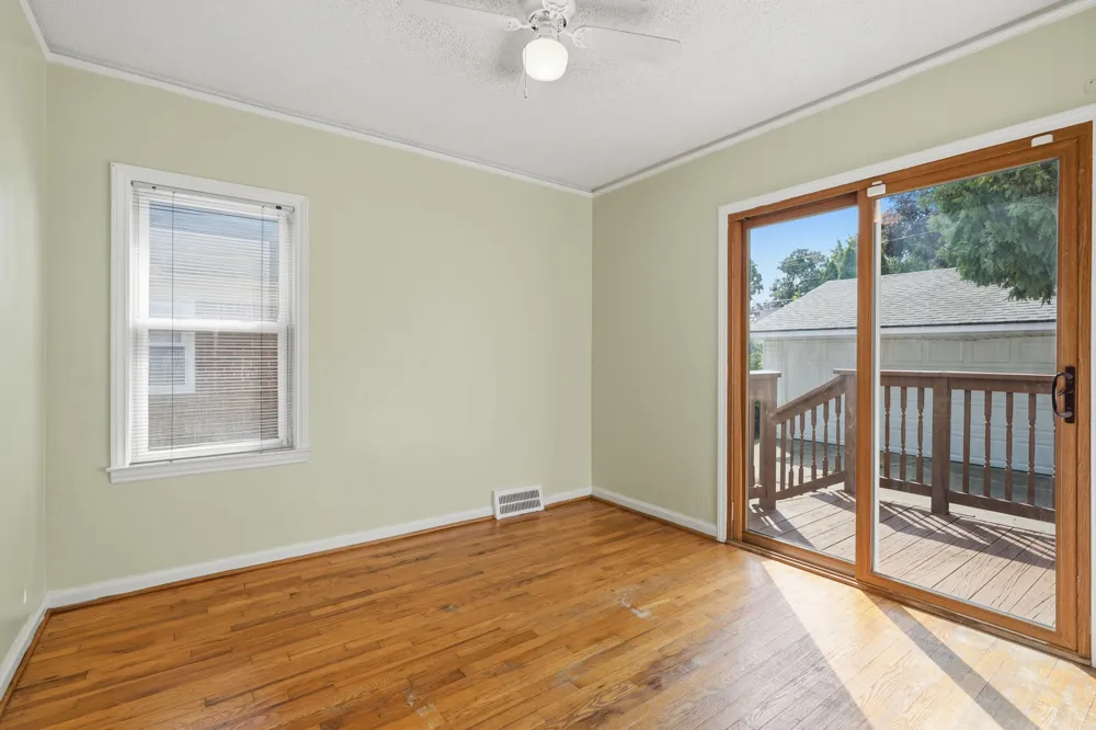 2950 Mckinley Street Dearborn, MI 48124