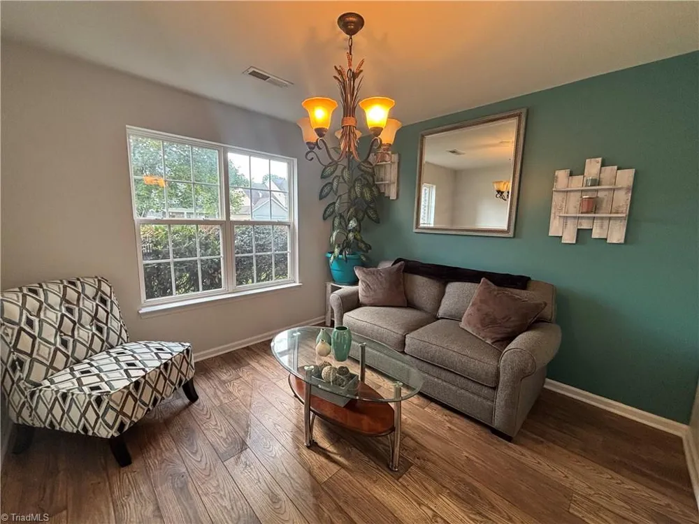 4413 Gray Wolf Way Greensboro, NC 27406