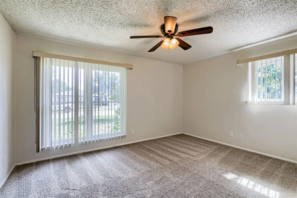 3017 Val Drive Austin, TX 78723