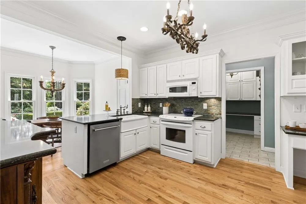 4770 Hamptons Drive Alpharetta, GA 30004
