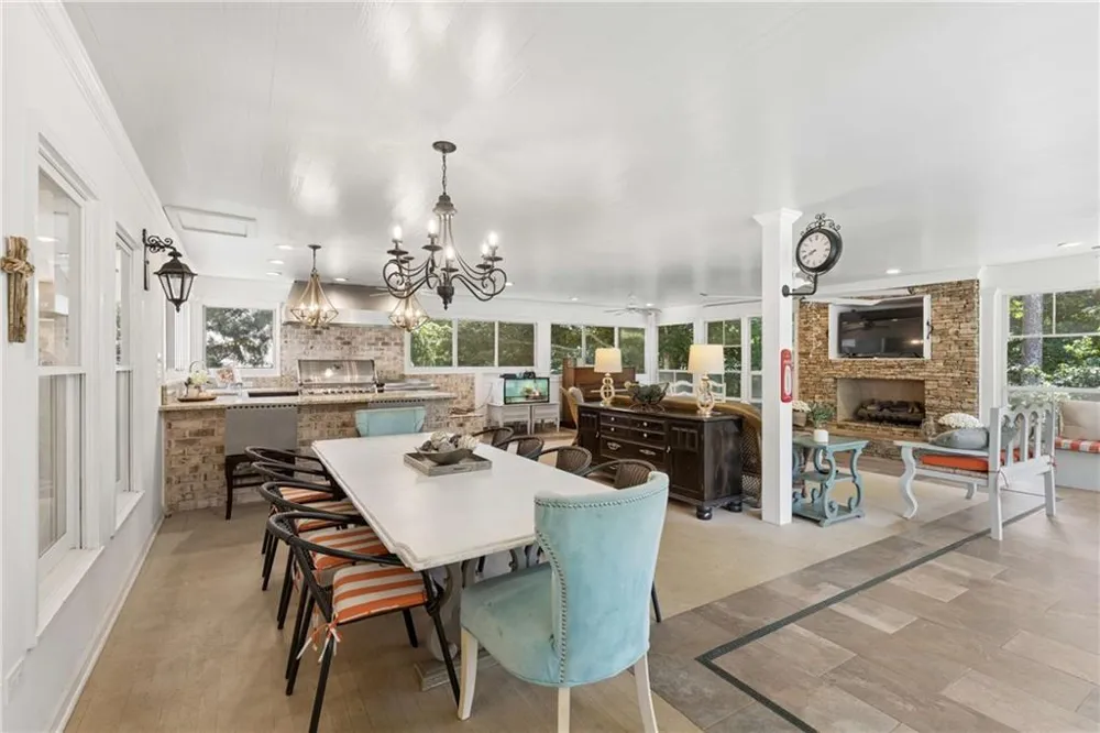4770 Hamptons Drive Alpharetta, GA 30004