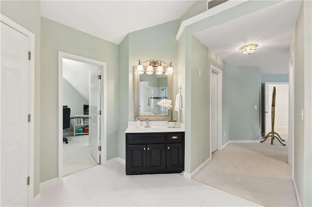 4770 Hamptons Drive Alpharetta, GA 30004