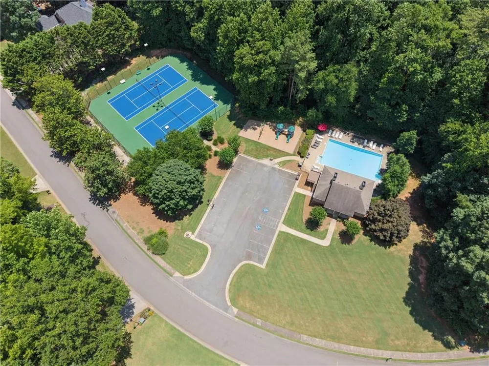 4770 Hamptons Drive Alpharetta, GA 30004