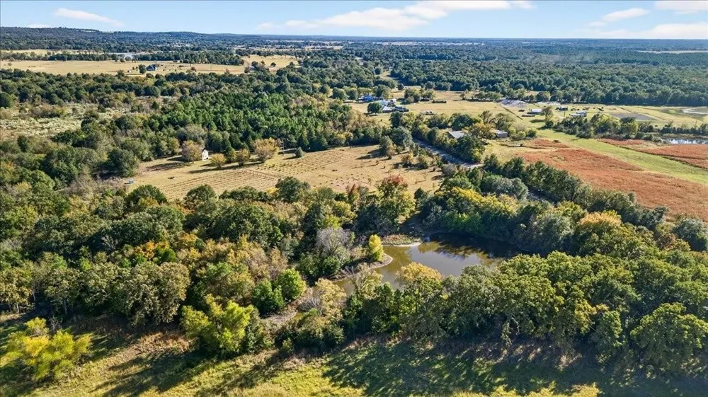 1603 VZ CR 2908 Eustace, TX 75124