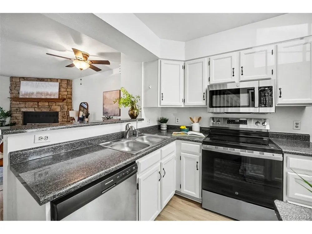 10863 W Dartmouth Avenue Lakewood, CO 80227