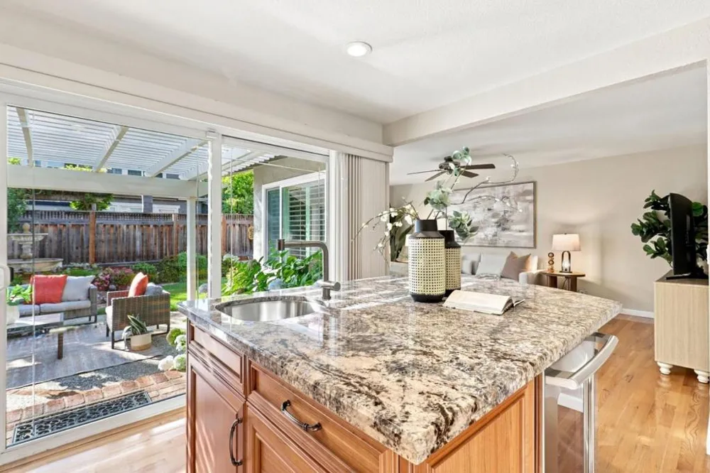 6568 Broadacres Drive San Jose, CA 95120