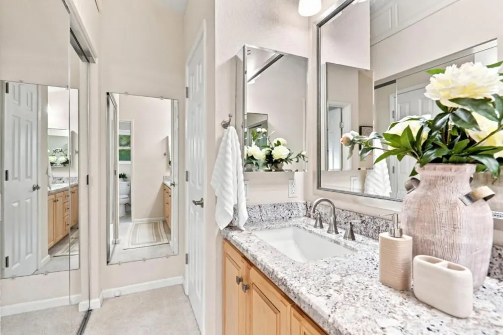 6568 Broadacres Drive San Jose, CA 95120