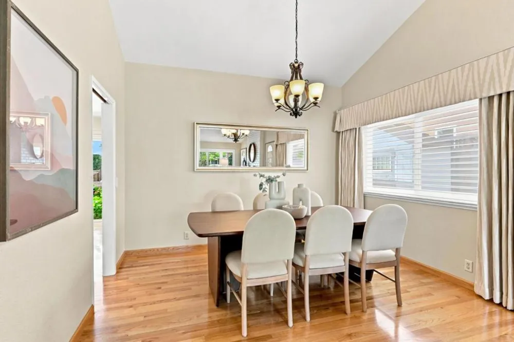 6568 Broadacres Drive San Jose, CA 95120