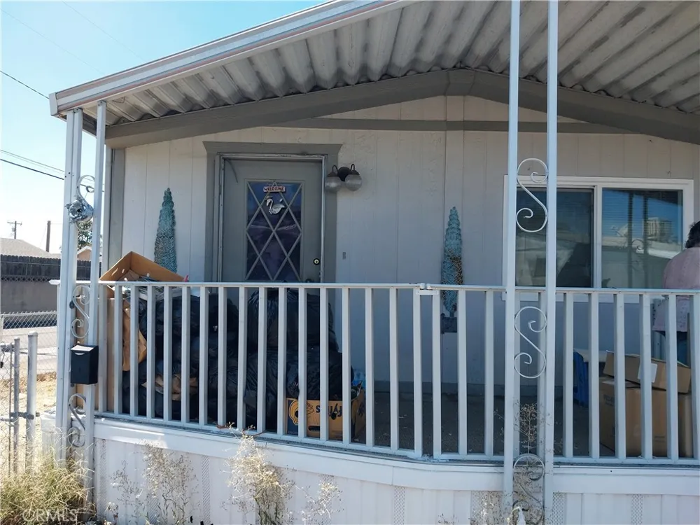 1045 Azusa Covina, CA 91722