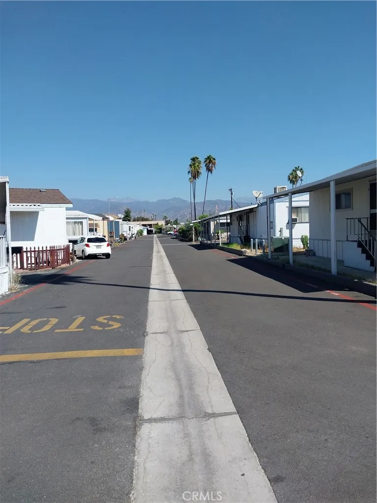 1045 Azusa Covina, CA 91722