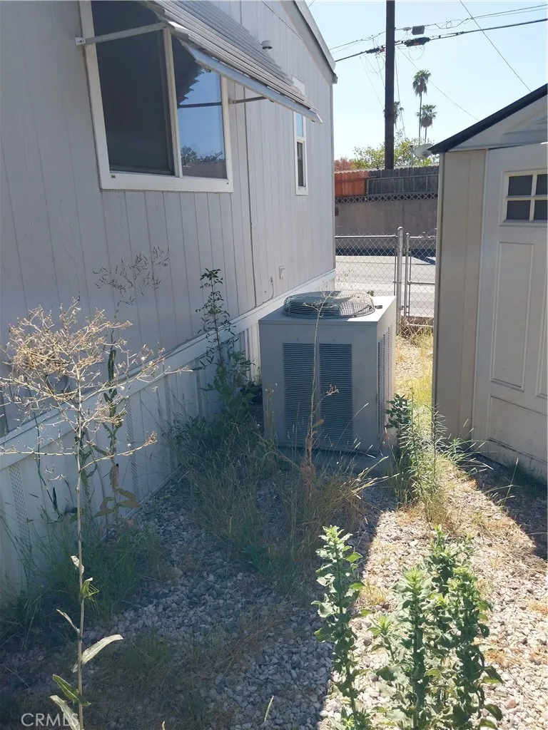 1045 Azusa Covina, CA 91722