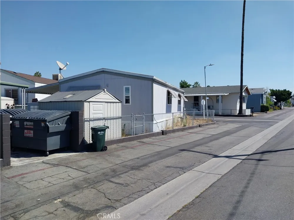 1045 Azusa Covina, CA 91722