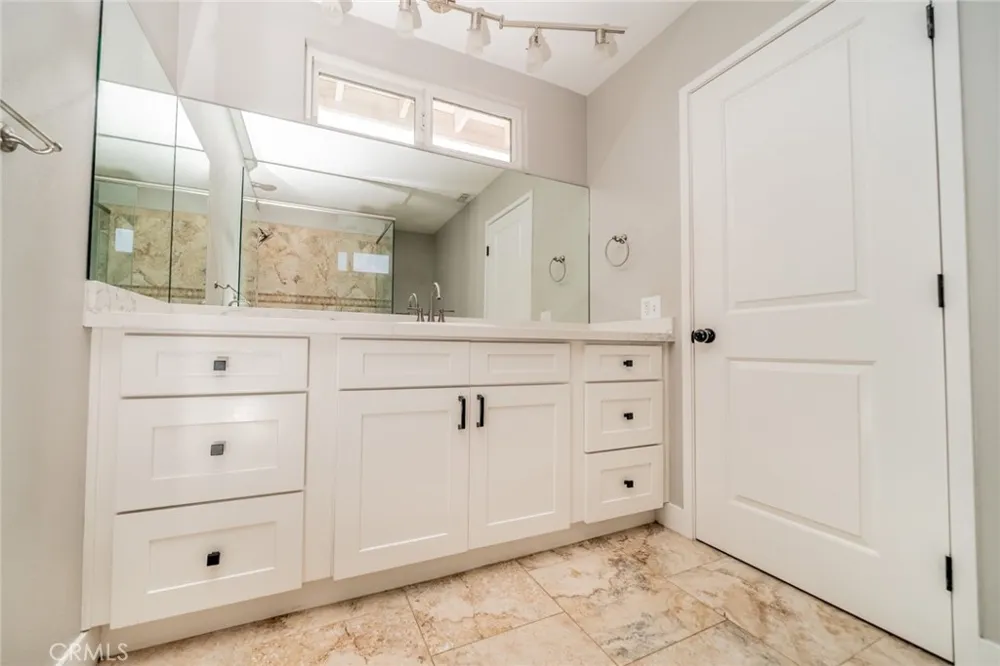 5991 Rogers Lane San Bernardino, CA 92404