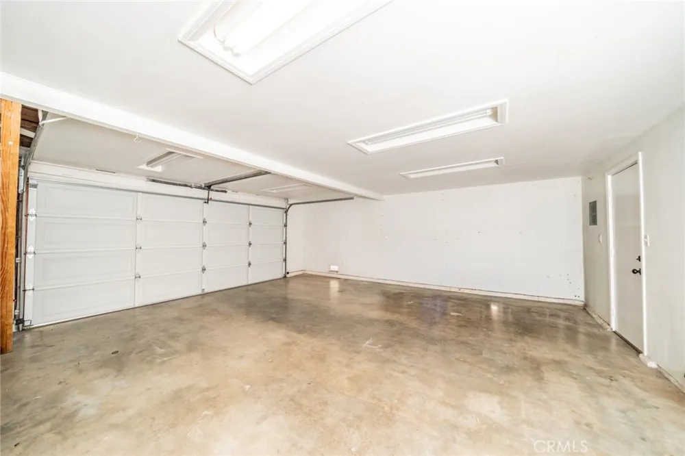 5991 Rogers Lane San Bernardino, CA 92404