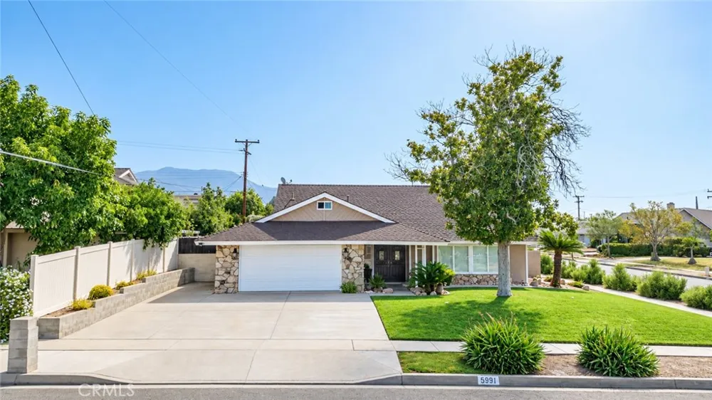 5991 Rogers Lane San Bernardino, CA 92404