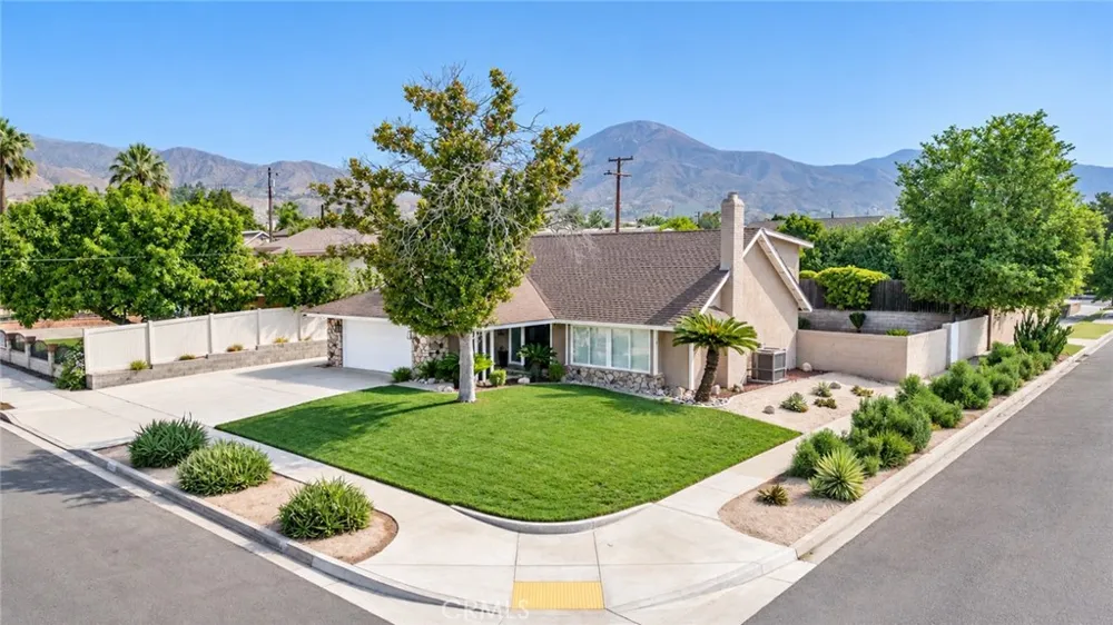 5991 Rogers Lane San Bernardino, CA 92404